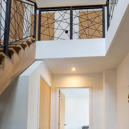 Casa Morreni, Luxe Met Sauna 빌라 부투이젠